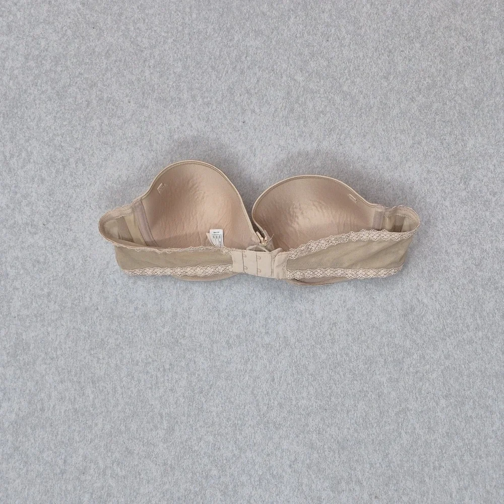 B. Tempt’D ***no bra